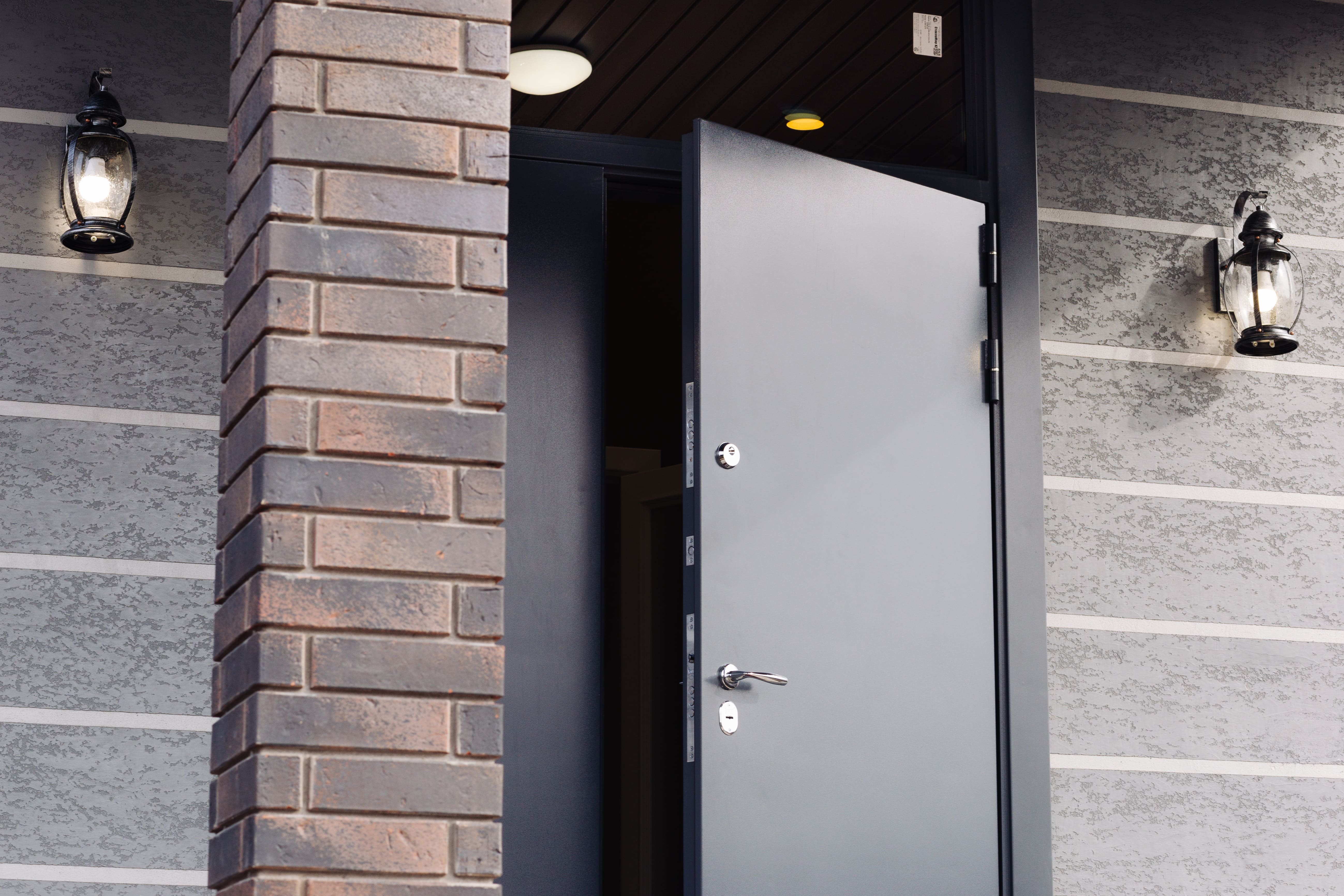 Комфорт с фрамугой для дома - фото 3