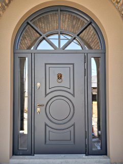 Премиум с аркой и фрамугой